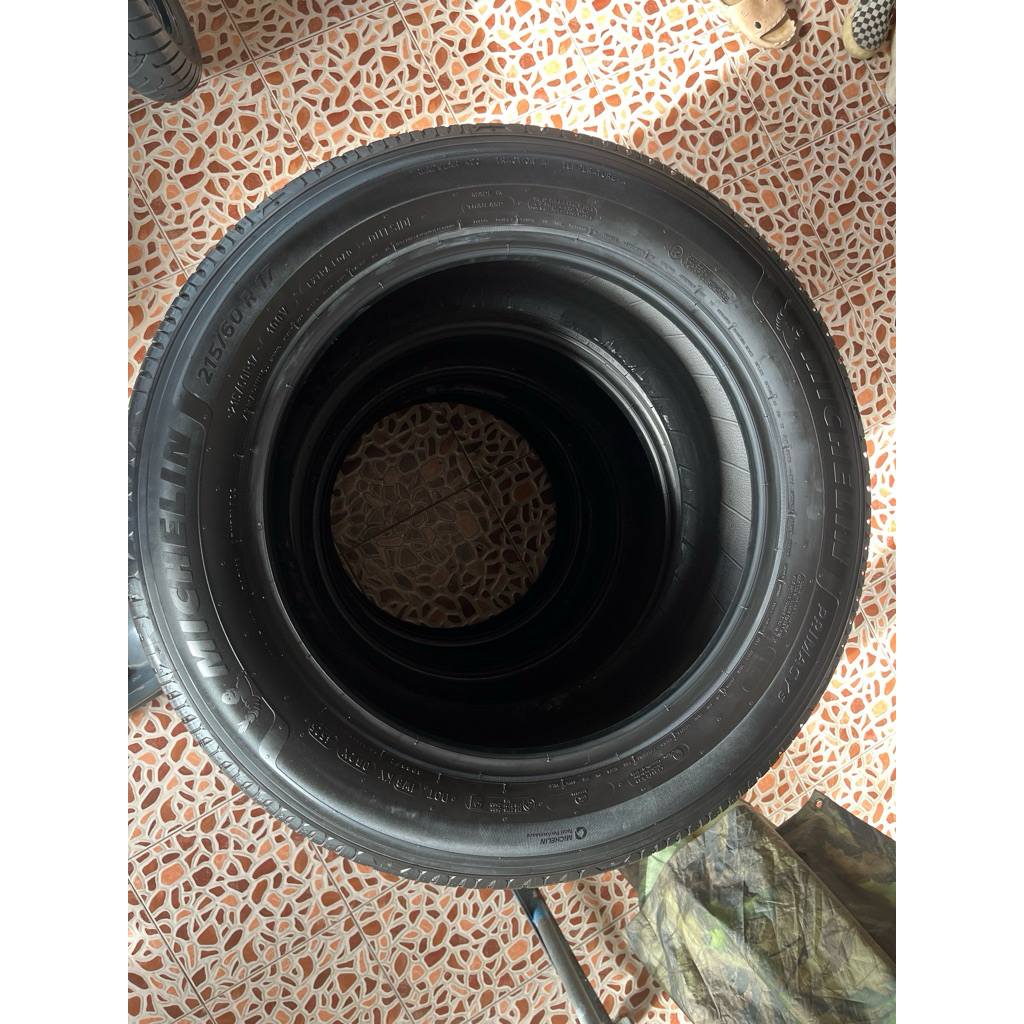 ยาง215/60R17ปี25(4เส้น)Michelin Primacy 5