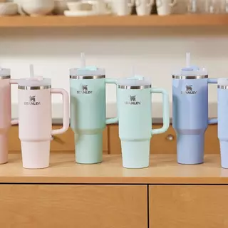 Stanley Quencher 40oz 1183ml แก้วเก็บความเย็น สแตนเลส มีหูจับ พร้อมส่ง