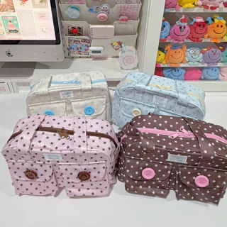 carryme-vivii bag⭐️พร้อมส่ง กระเป๋าสะพายข้างใส่ไอแพด 11 นิ้ว ผ้าลายดาว ไม่มีใย กระดุมหน้าตกแต่ง2ช่อง