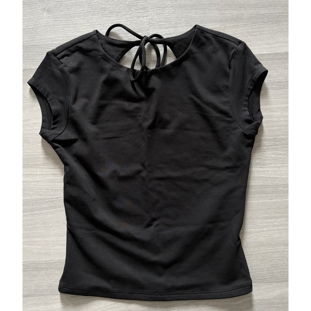 เสื้อเปิดหลัง ป้าย Garage