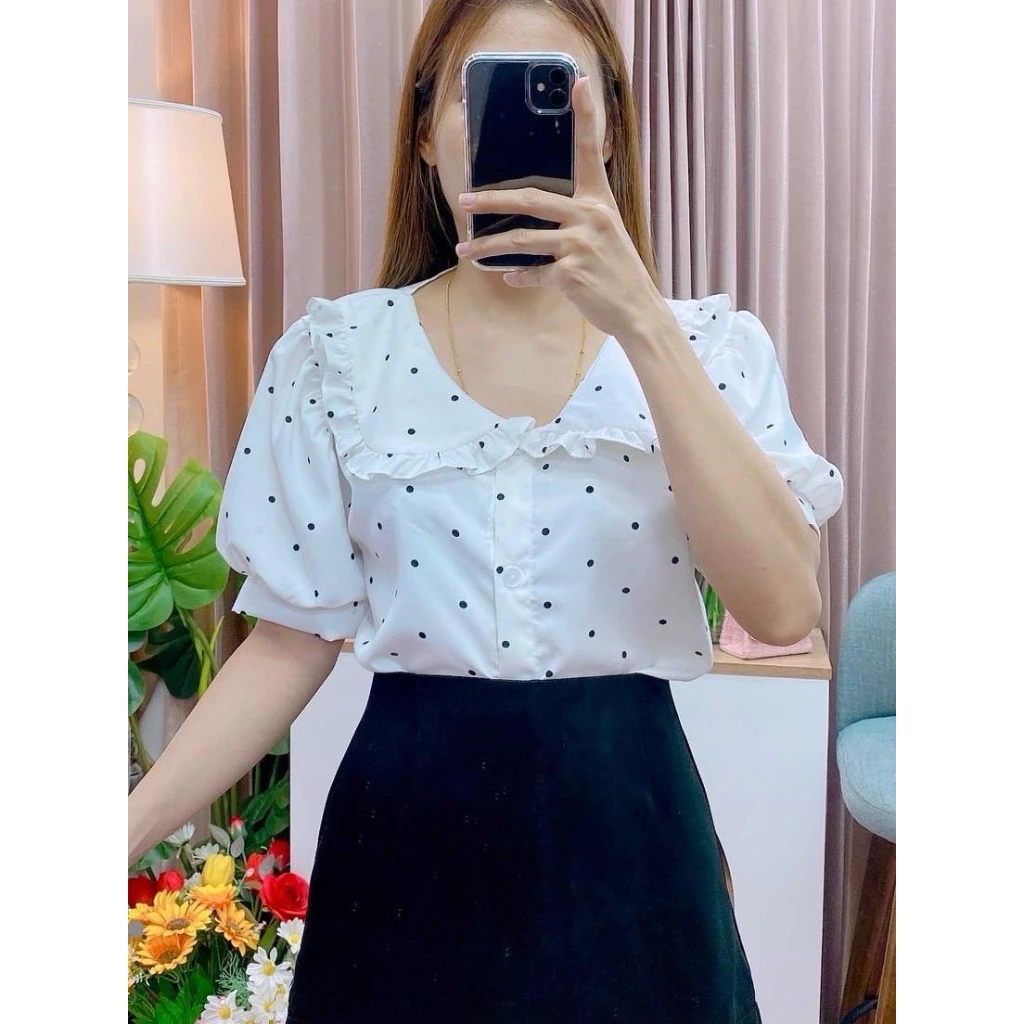 เสื้อคอบัวแขนสั้นลายจุด5 กระดุมจริง อก40ยาว23เนื้อผ้าไหมอิตารี่