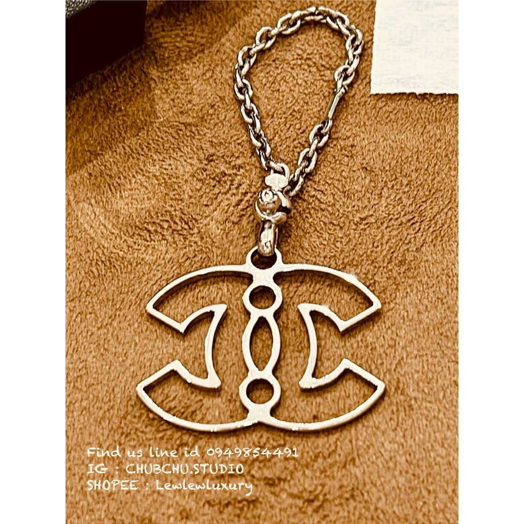 CHANEL CC CHARM SiILVER