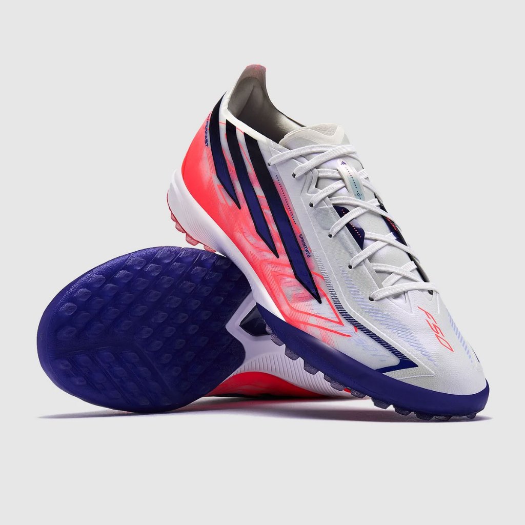 รองเท้าฟุตบอล Adidas F50 Hyperfast Pro TF (ร้อยปุ่มสำหรับสนามหญ้าเทียมมีสายรัด)