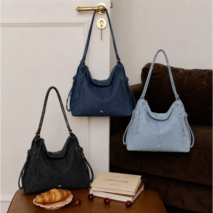 KIM&CO. ORIGINAL – CITY NOMAD (KCBT053) กระเป๋า Hobo & Backpack 2-in-1 ผ้าเดนิม น้ำหนักเบา