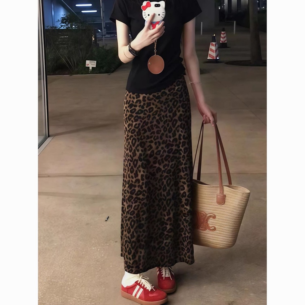 กระโปรงผู้หญิง เสื้อผ้าแฟชั่นผู้หญิง ลายเสือดาว เดรสยาว เดรส กระโปรงหางปลา กระโปรงชายบาน กระโปรงรัดสะโพก
