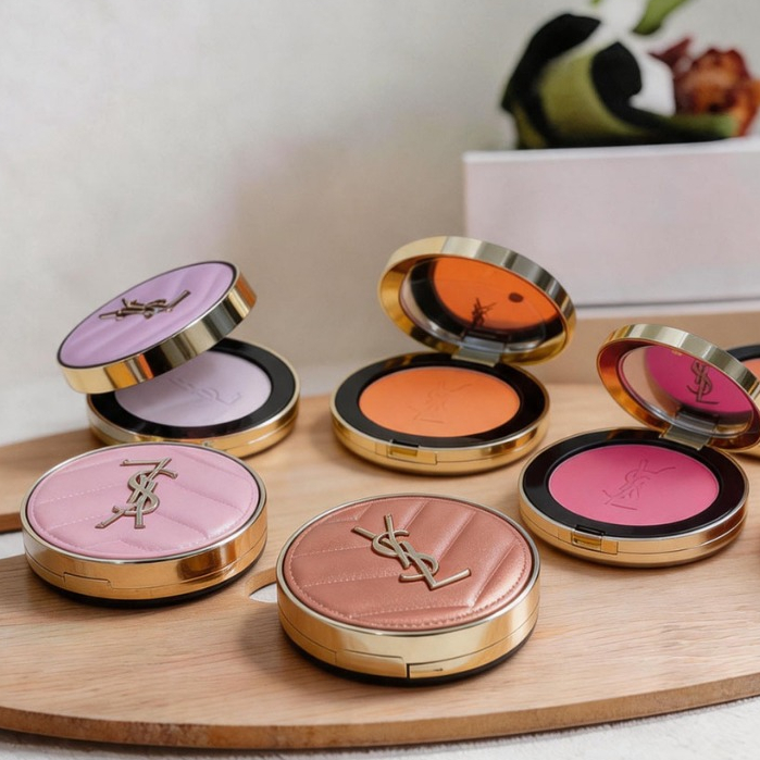 [ของแท้] [พร้อมส่ง] YSL Blush Bold Blurring Blush 6g บลัชออน เบลอผิว สีสวย ธรรมชาติ ติดทน ตลับหนังหรู สินค้าใหม่ 100%