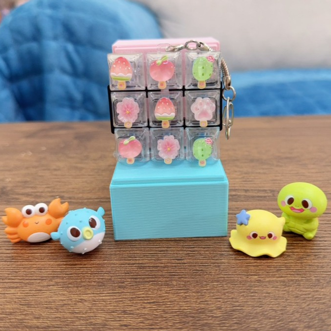 พวงกุญแจ คีย์บอร์ด มินิ 9 ช่อง มีไฟ ปุ่มนุ่ม Keycap 9 ช่อง ขนม อาหาร ผลไม้ Mini Food Keychain Fidget สินค้าใหม่
