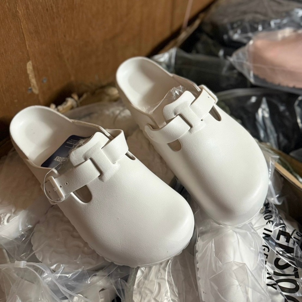 รองเท้าแตะแบบสวม วัสดุยางใส่ในบ้านหรือใส่เที่ยวมีไซส์ 37-45