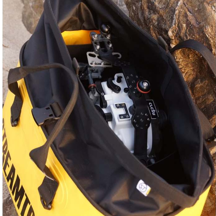 Stream Trail - Mero 1 33L Waterproof Tote&Duffle Bag มีสายสะพาย — صورة 4