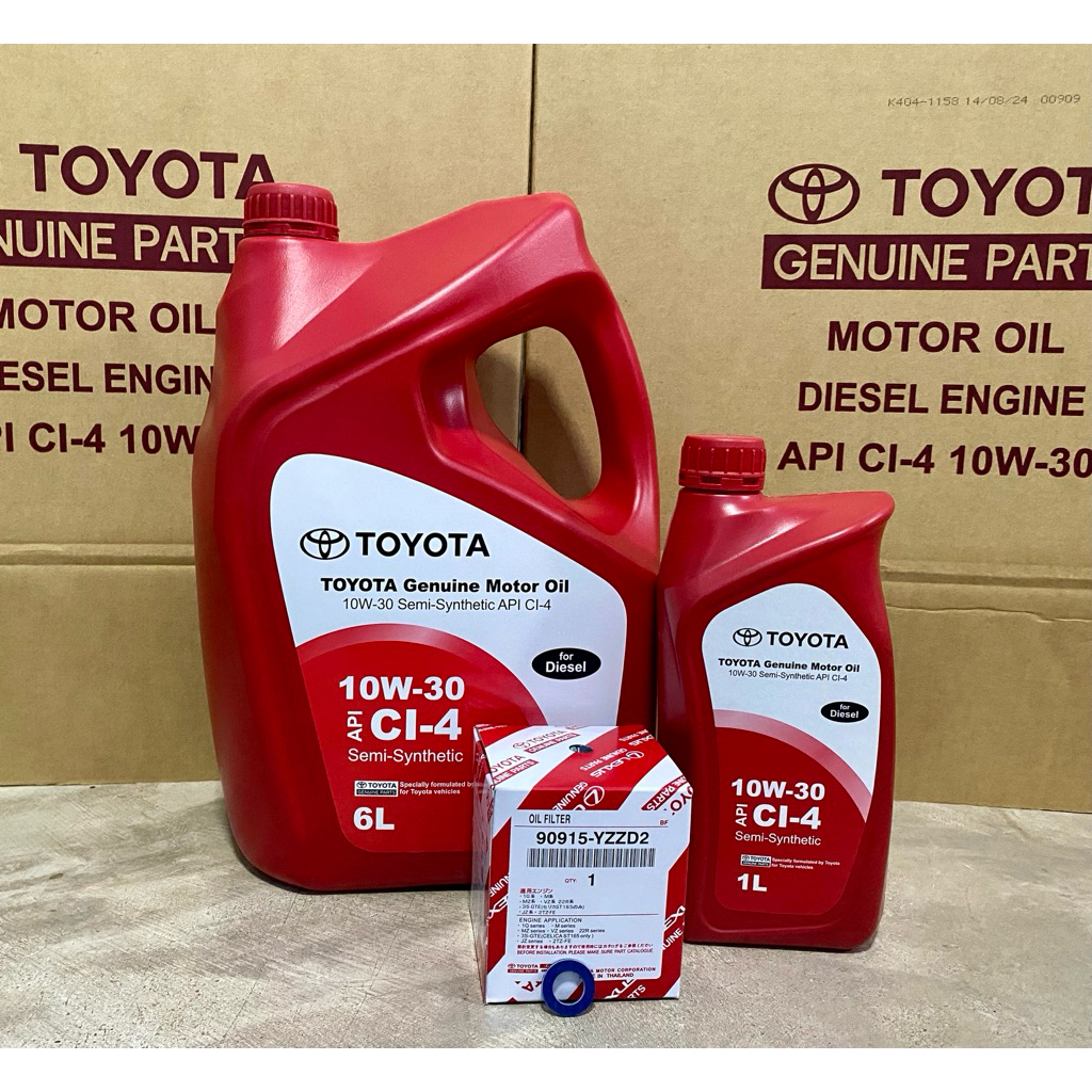 TOYOTA น้ำมันเครื่องกึ่งสังเคราะห์ 10W-30 CT4 ขนาด 7 ลิตร พร้อมกรองน้ำมันเครื่อง VIGO,FORTUNER2.5,2.