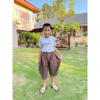 โจงกระเบนเด็กไซส์กลางสูง130-140ใส่ได้