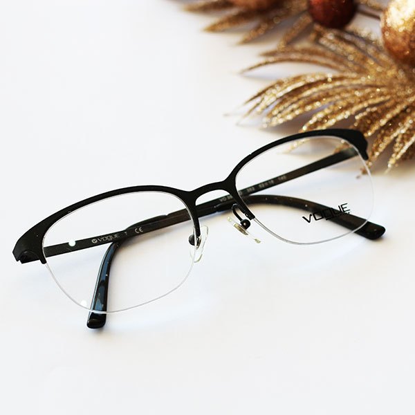 แว่นตา VOGUE VO3988D352