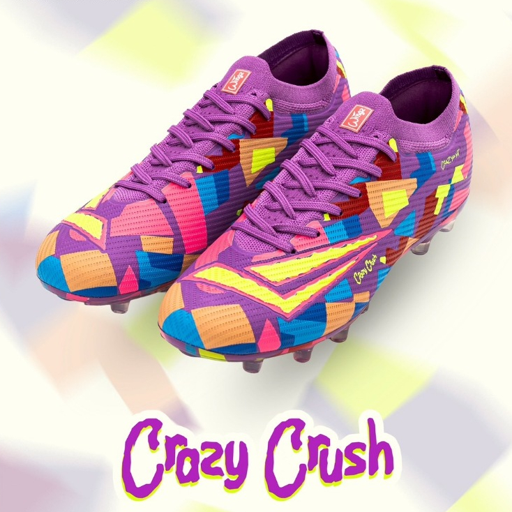 รองเท้าสตั๊ดหุ้มข้อ Wingz CRAZY CRUSH ฿890.-