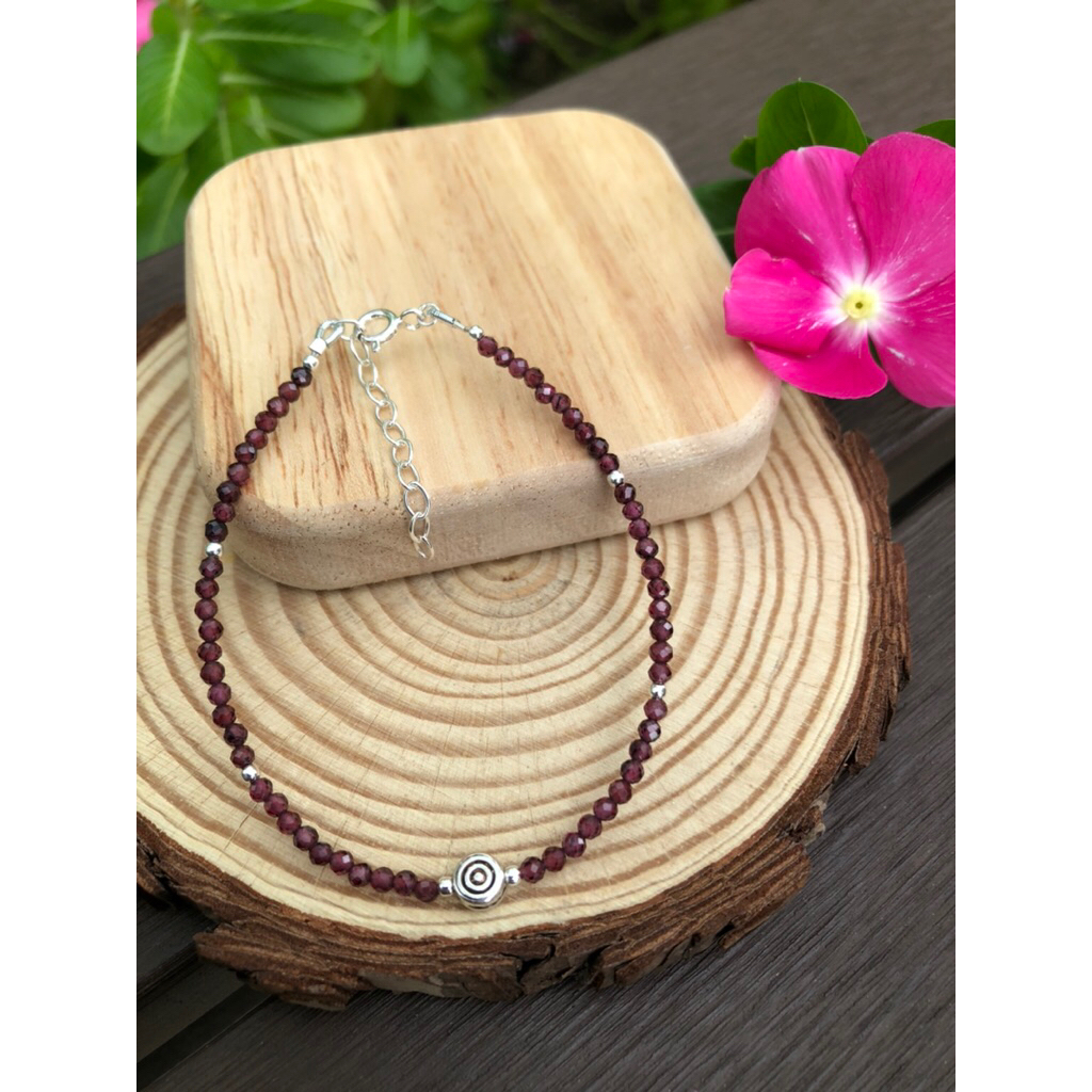 natural Garnet Stone with silvar .925 handmade bracelet❤🌙