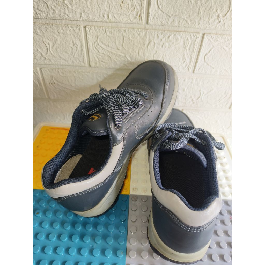 รองเท้าเซฟตี้ หัวเหล็ก มือสอง think Safety K2 รหัส 265