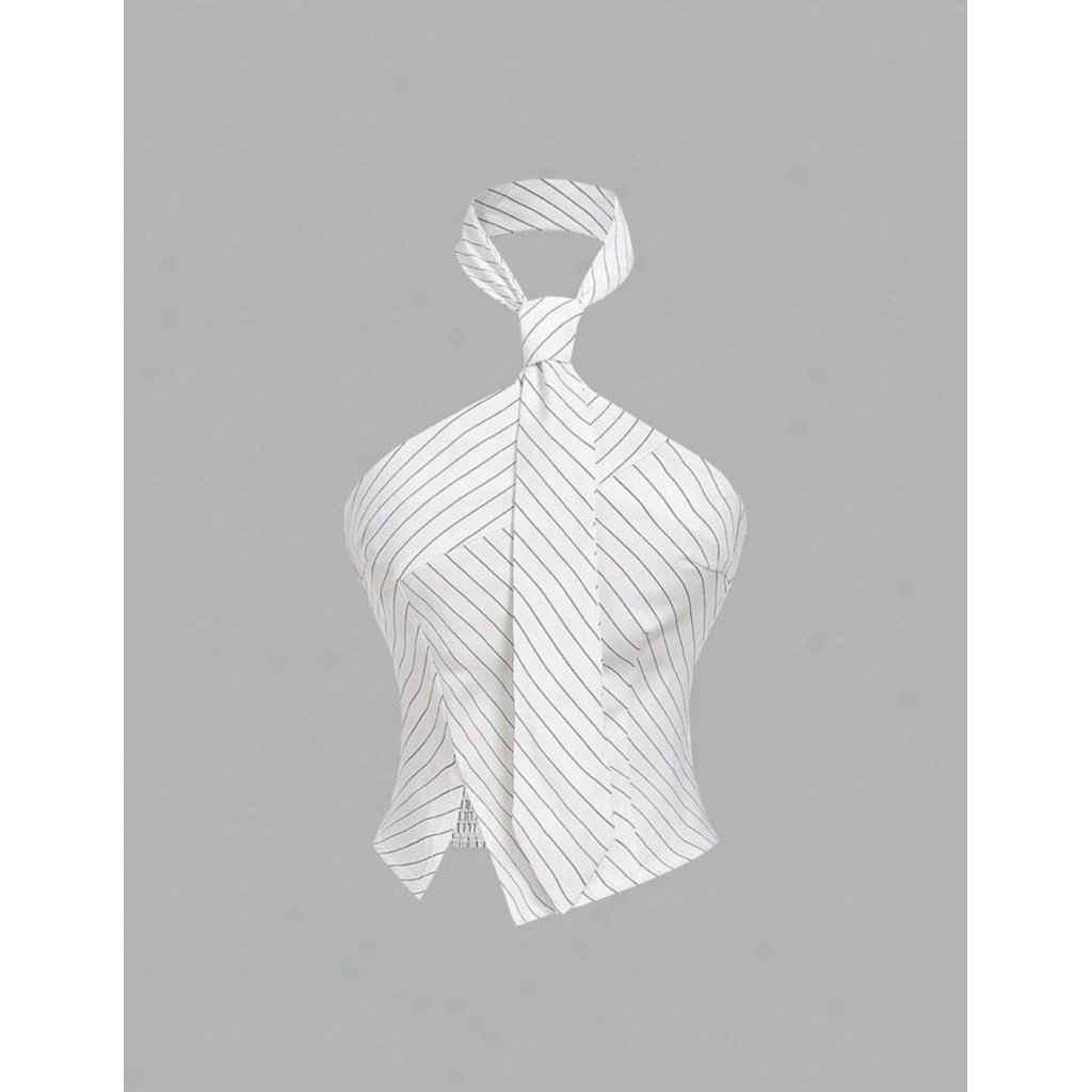 เสื้อครอปคล้องคอแต่งเนคไท