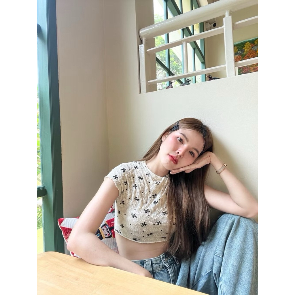 เสื้อครอปงานเกาหลีลายโบว์ PITCHA  Brand