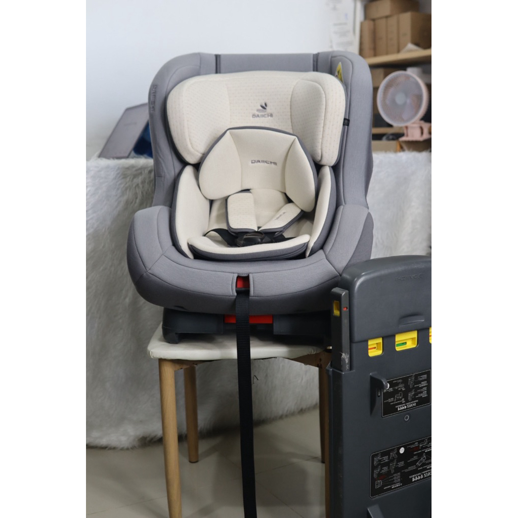 คาร์ซีท Daiichi first 7 พร้อมฐาน ISOFIX( แรกเกิด-4ปี )