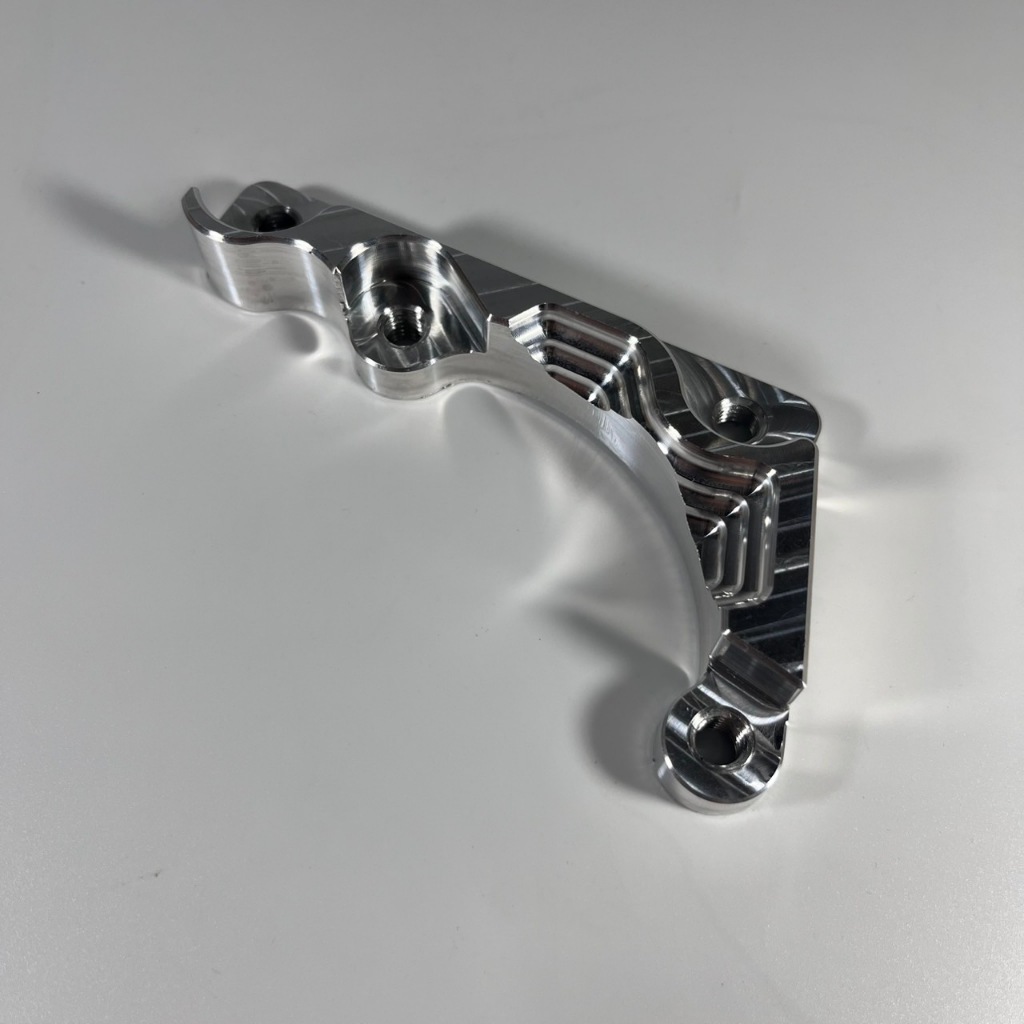 ขาจับปั้มปักข้าง ด้วง ใส่ SONIC125 2003-04 ตัวเก่า ตัวใหม่ โช้คเดิม จานเดิม220มม. รหัสสินค้า 047309