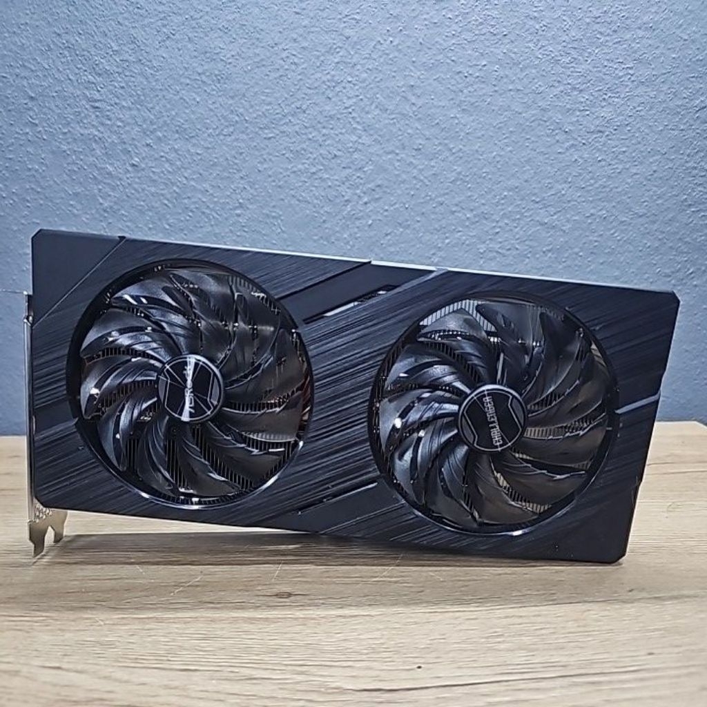 intel arc a750 8GB ddr6 มือสองสภาพสวย