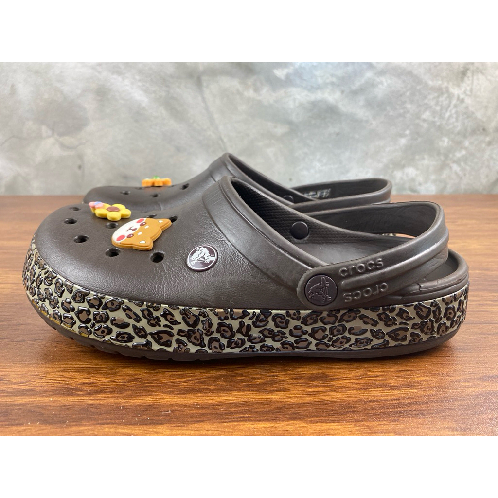 crocs แท้ 100% มือสอง size M7/W9 (38-39)