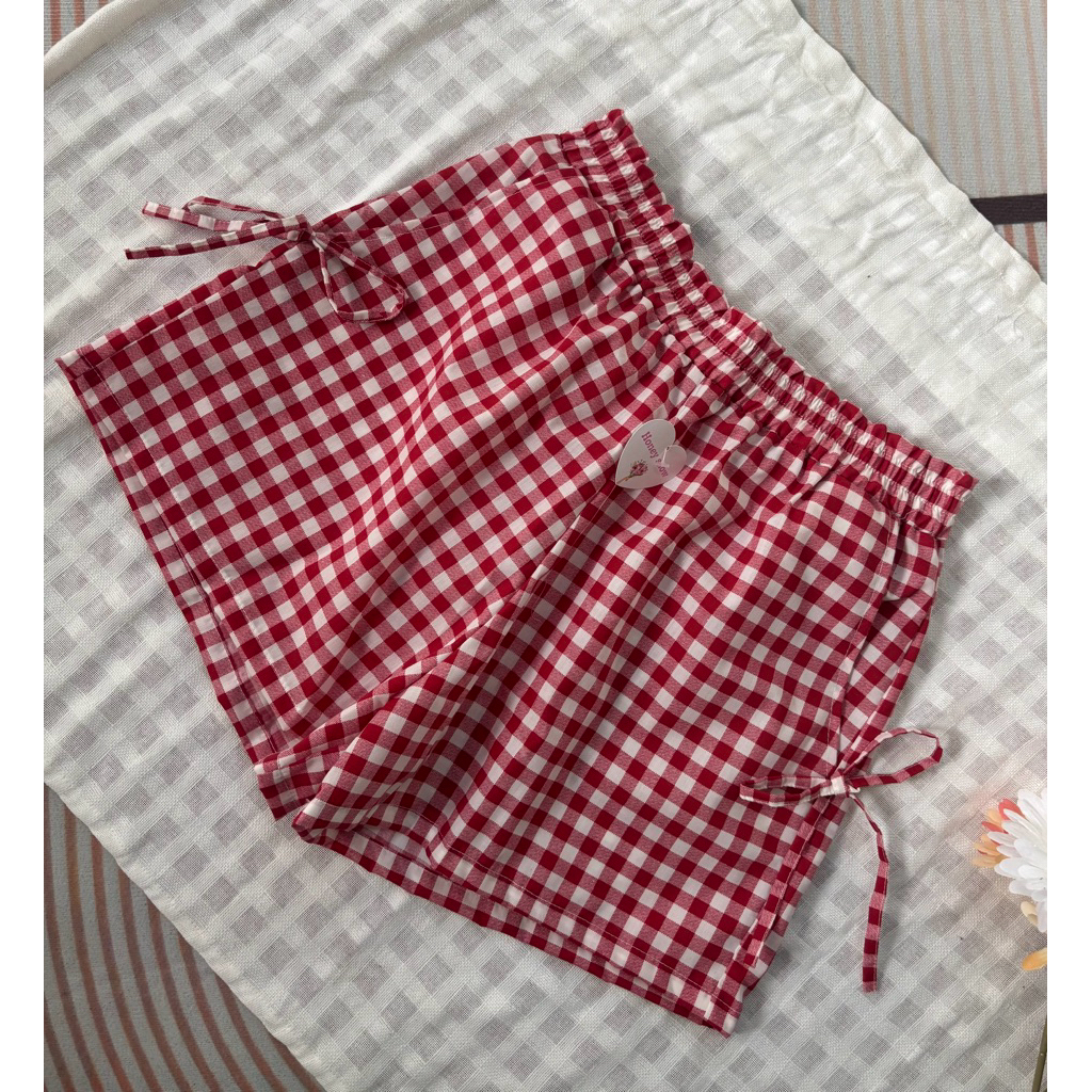 กางเกงขาสั้นลายดอกไม้ 🌷🍡