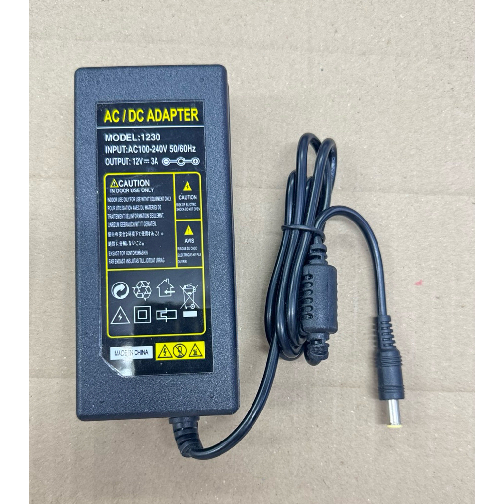 อแดปเตอร์12V3Aพร้อมสายเสียบปลั๊กบ้านยาว1.5เมตร
