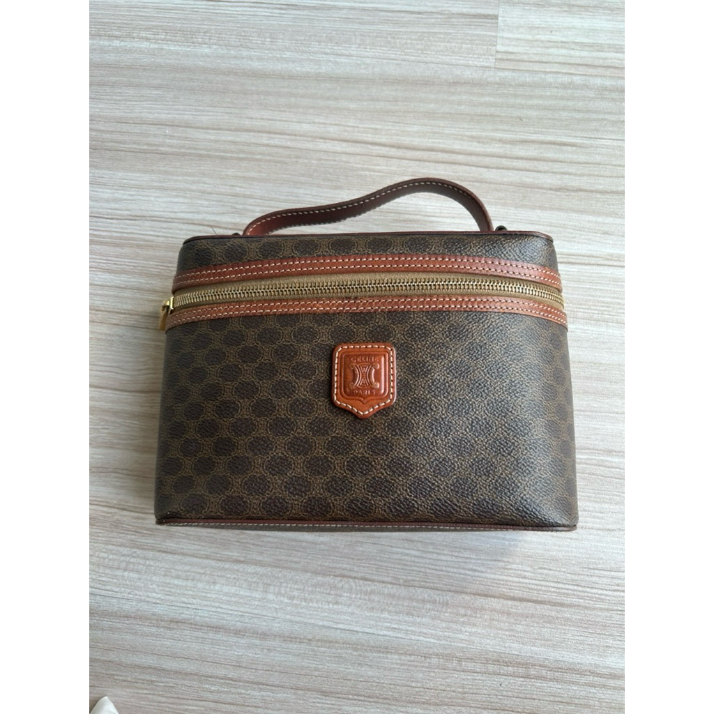 กระเป๋า celine vintage แท้