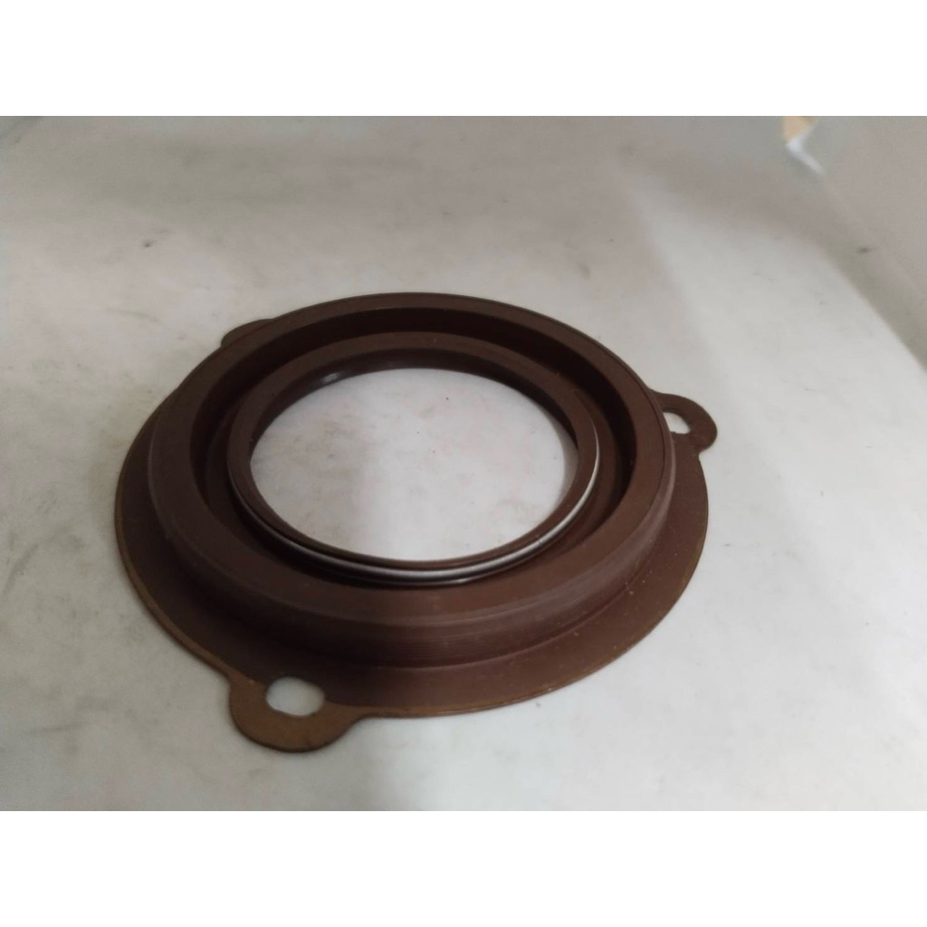 ซีลเกียร์หน้า ซีลทอร์คเกียร์ BMW E36 E34 ขนาด TTO 5123. 3 รู วงในประมาณ 47.6 มิล นอก 70 มิล หนา 6.7 