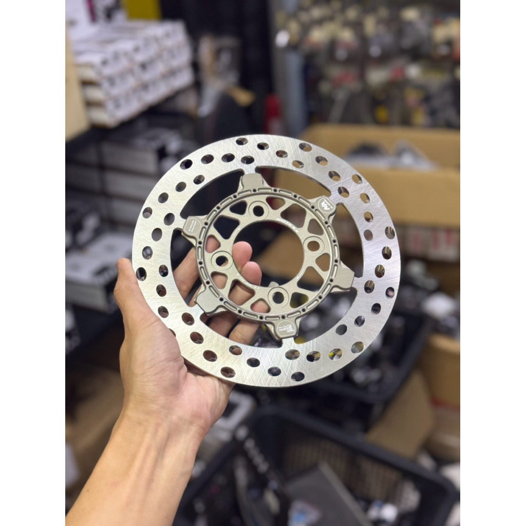 จานเบรคแต่ง Brand TBt รูเฉียง  4 รู ทรงTk นำเข้าจากประเทศเวียดนาม 🇻🇳🇻🇳