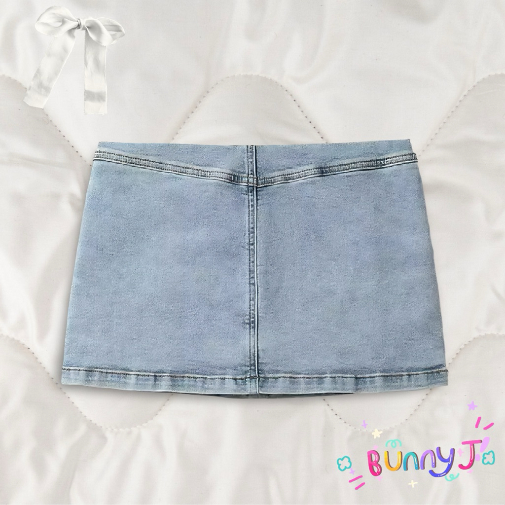 กระโปรงยีนส์ เอวต่ำ พร้อมส่งในไทย เข้าหุ่นเซ็กซี่สไตล์เวียดนาม🤍🎀  งานคัสตอม สายเซ็กซี่ห้ามพลาด กระโปรงทรงสวยมากก - รูปที่ 2