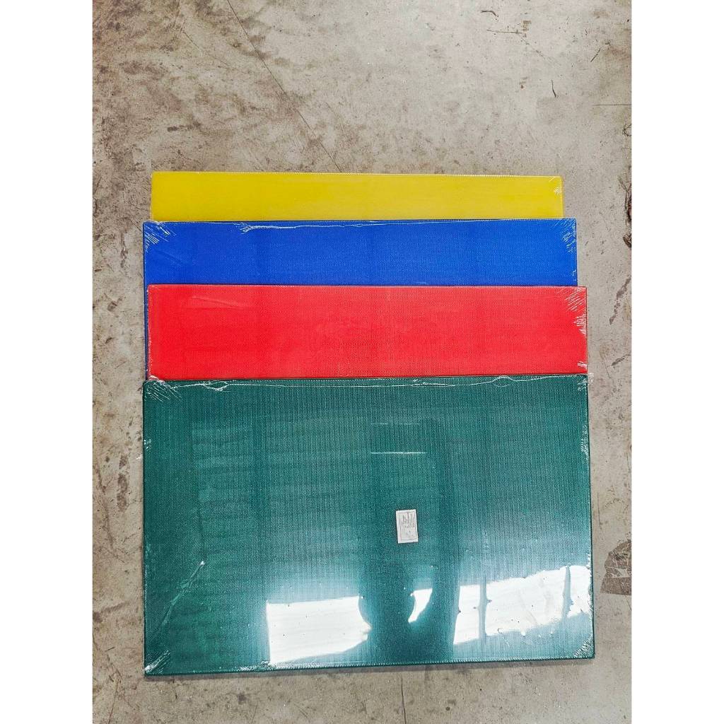 เขียงสี่เหลี่ยมพลาสติก 36x56x1.3 cm. (สินค้าส่งจากไทย)