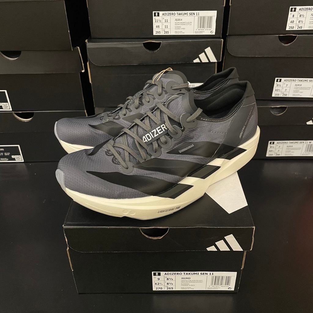 ADIDAS MEN ADIZERO TAKUMI SEN 11 สี GREFIV/CBLACK/SILVMT