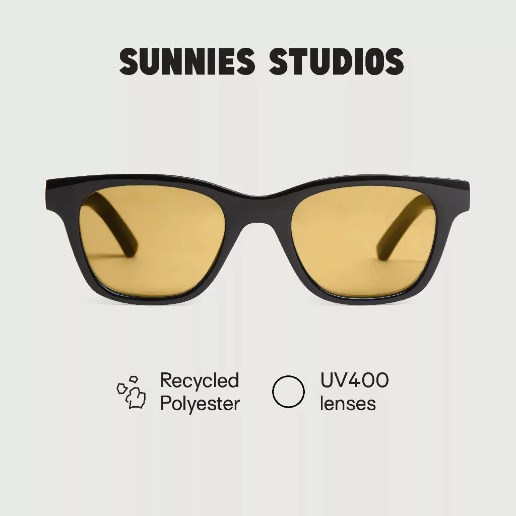 Sunnies Studios Theo (แว่นกันแดดแฟชั่นทรงสี่เหลี่ยม สำหรับยูนิเซ็กส์)