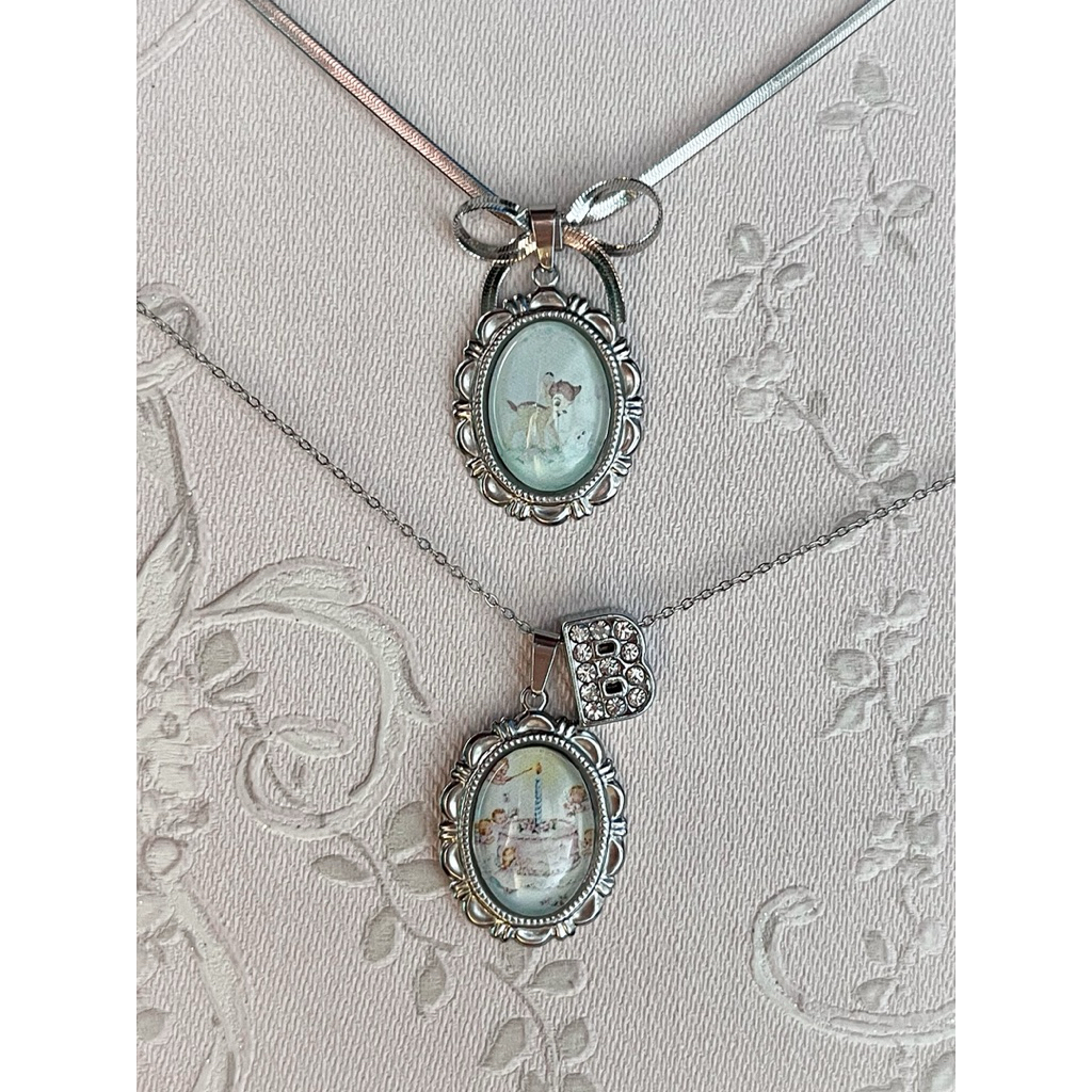 myne locket | สร้อยคอล็อคเก็ตใส่รูป พร้อมจี้ตัวอักษร