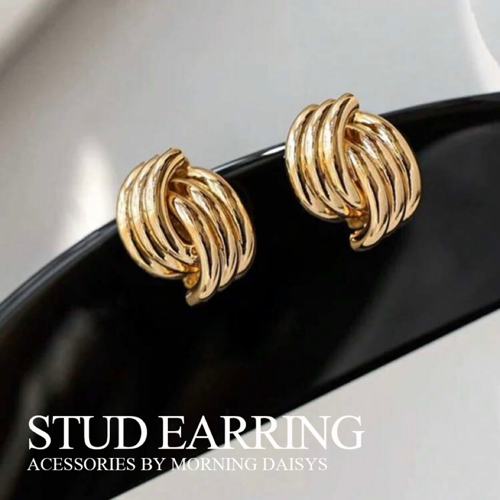 MORNING DAISYS ต่างหูแบบเสียบ รุ่น Your vintage