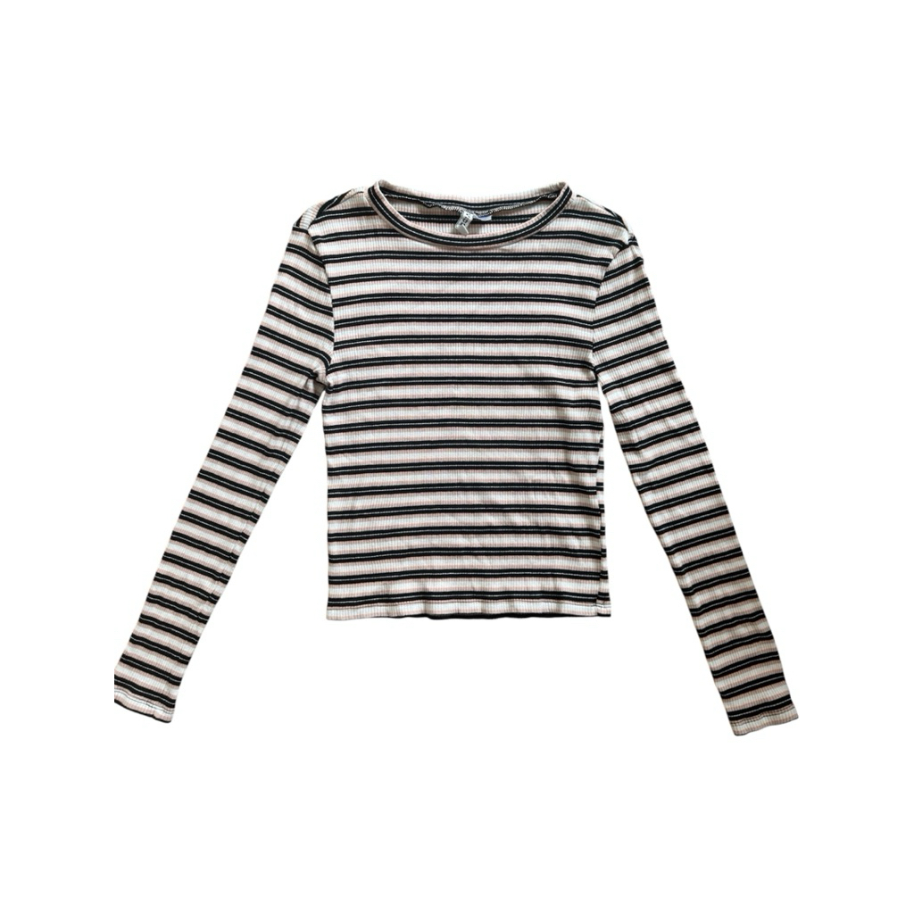 (เสื้อผ้ามือ2)Divided by H&M แท้‼️เสื้อยืด คอกลม แขนยาว ลายทาง - Size M