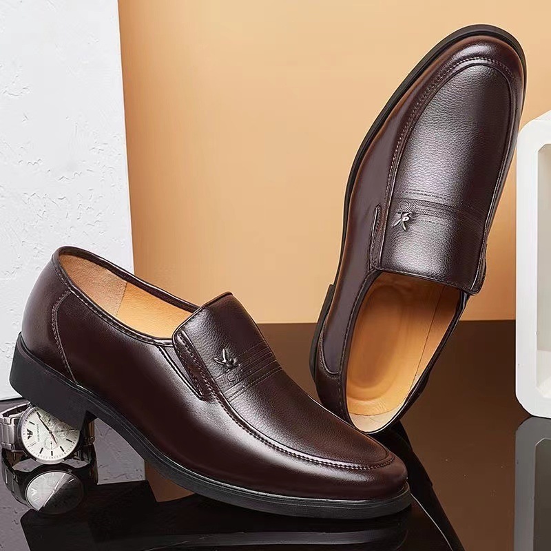 รองเท้าหนังผู้ชาย ทํางาน คัทชูผู้ชาย สามารถใส่ไปทำงานได้ ขนาด 39-45