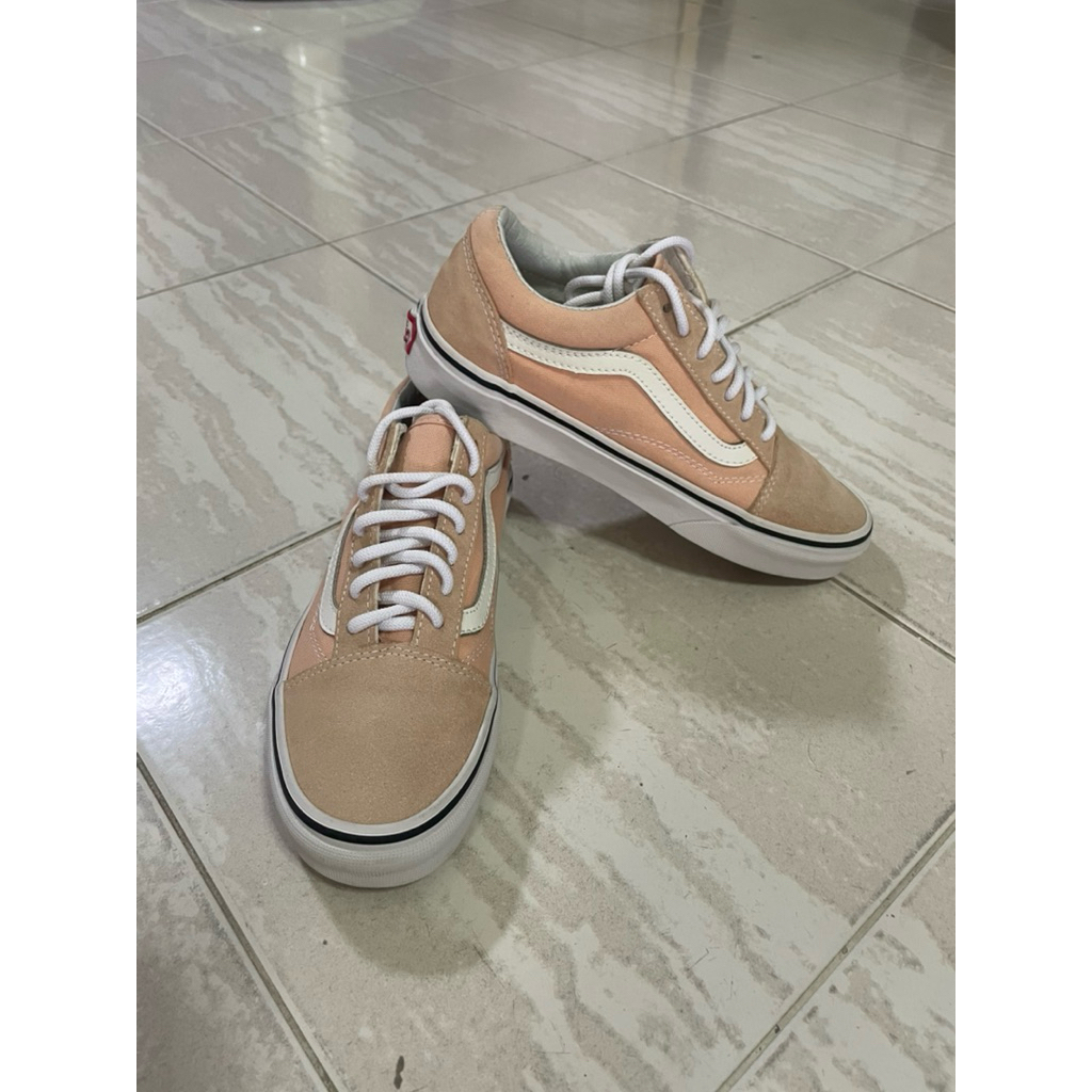 รองเท้าVansมือสองพร้อมส่ง