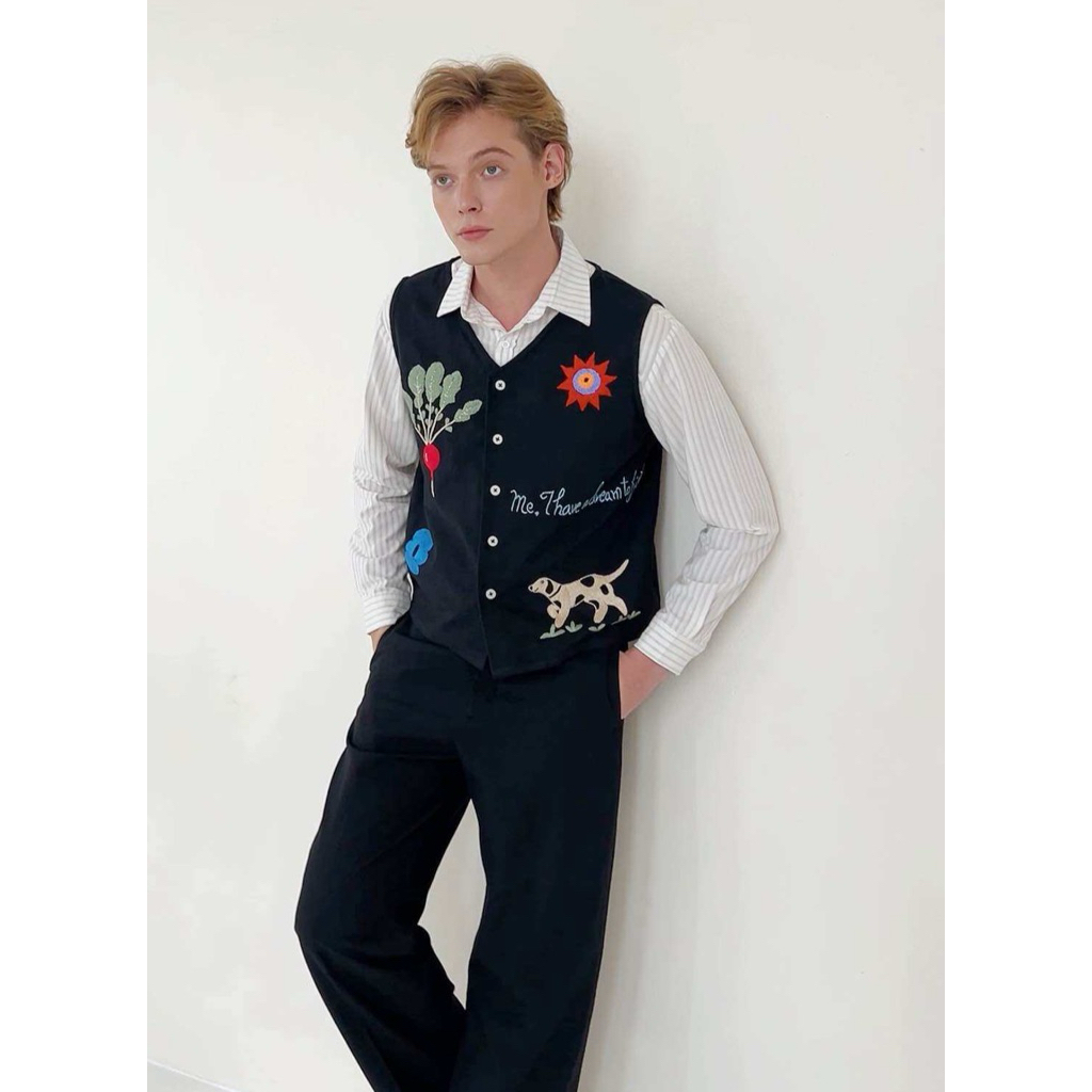 Pickle Projects - In my hay day vest (ปักด้วยมือ)