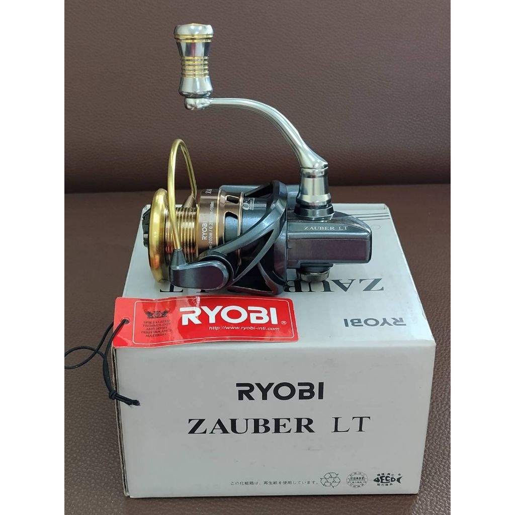 รอก RYOBI รุ่น ZAUBER LT 2000