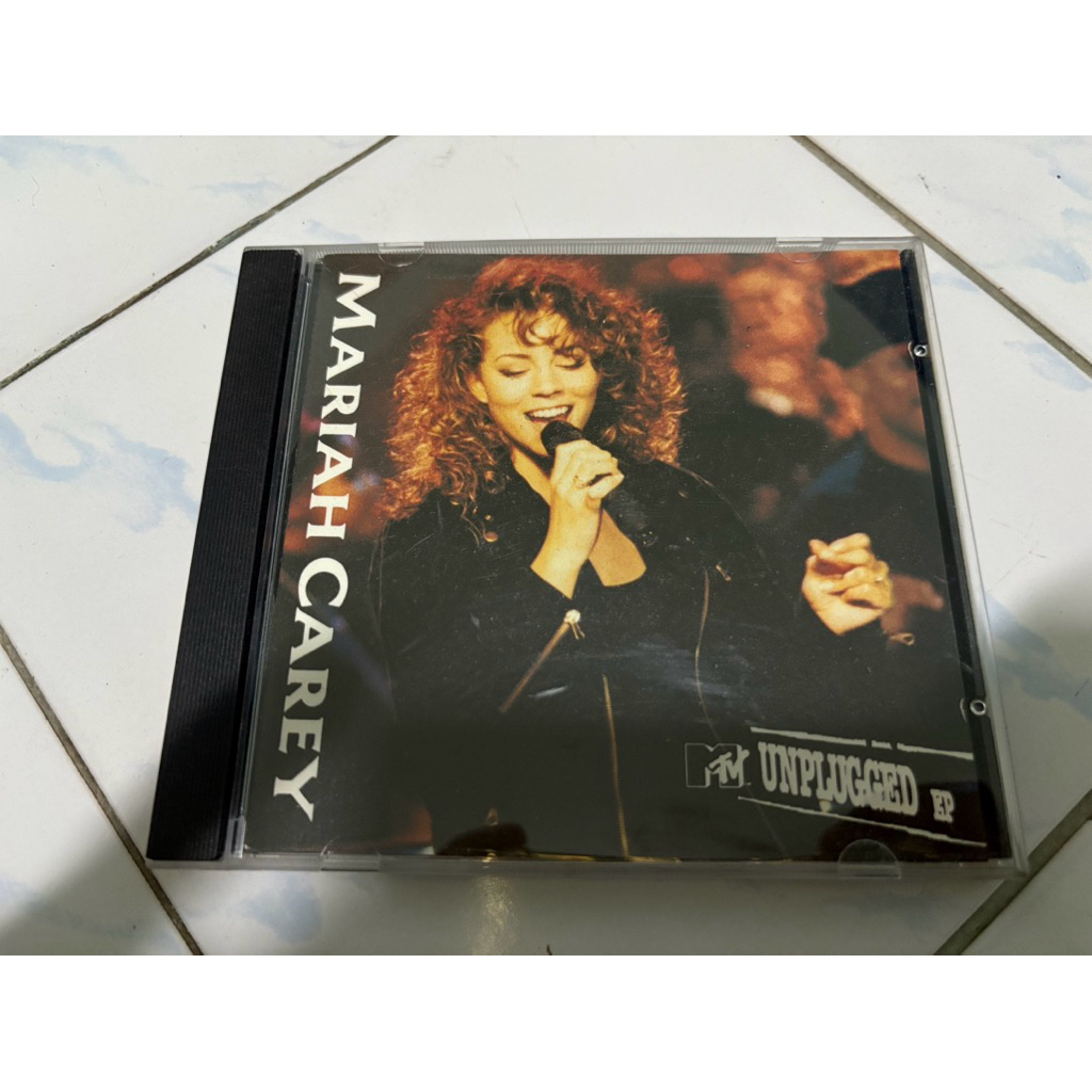 CD : MARIAH CAREY - UNPLUGGED.