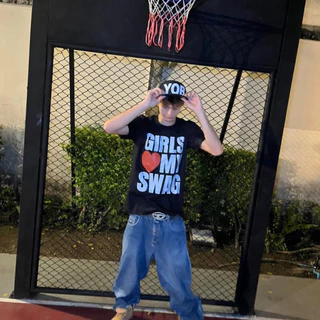 เสื้อยืด “GIRLS LOVE MY SWAG” unisex all sizes available