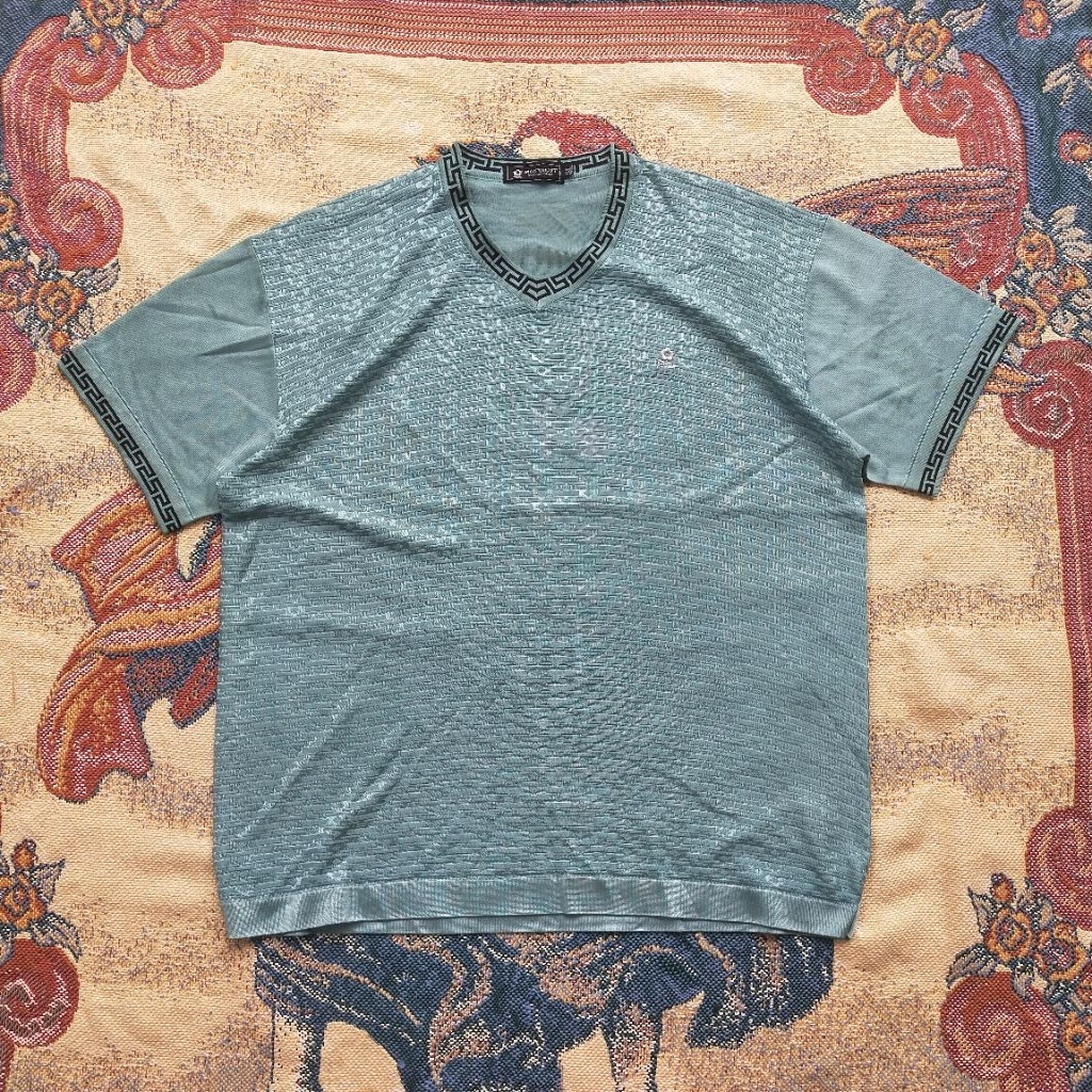 เสื้อยืด Montagut มือสอง