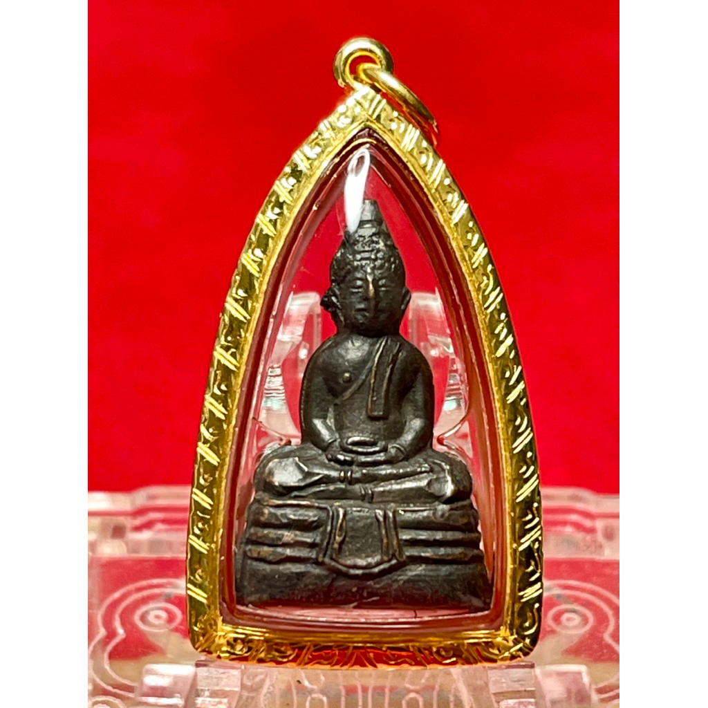 พระกริ่งหลวงพ่อโสธร ปี 2508 เนื้อทองแดงรมดำ พร้อมเลี่ยมกรอบทองคำแท้ 80%  หน้าตาติดชัดสวยงาม