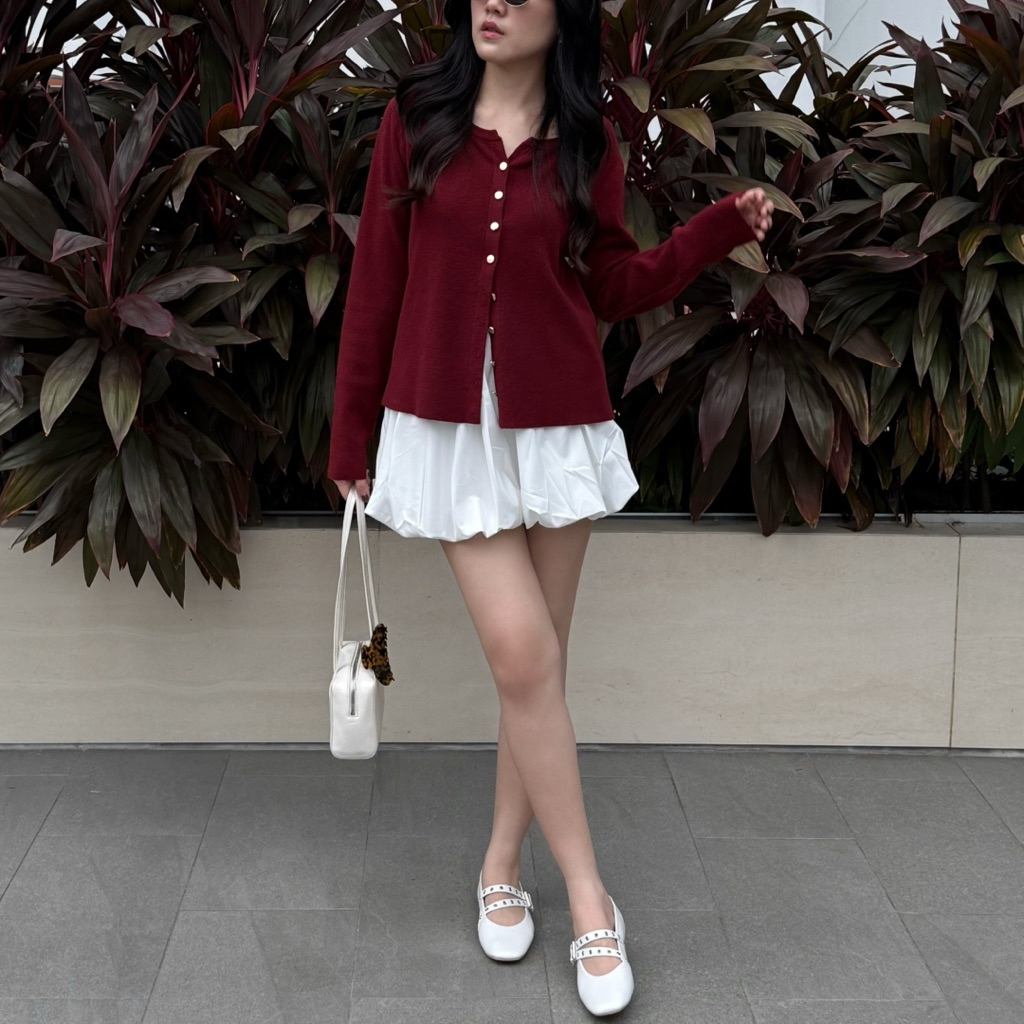PEPPY Cardigan | เสื้อคลุมไหมพรมแต่งอะไหล่กระดุมทอง คาดิแกน เนื้อผ้านุ่มนิ่ม