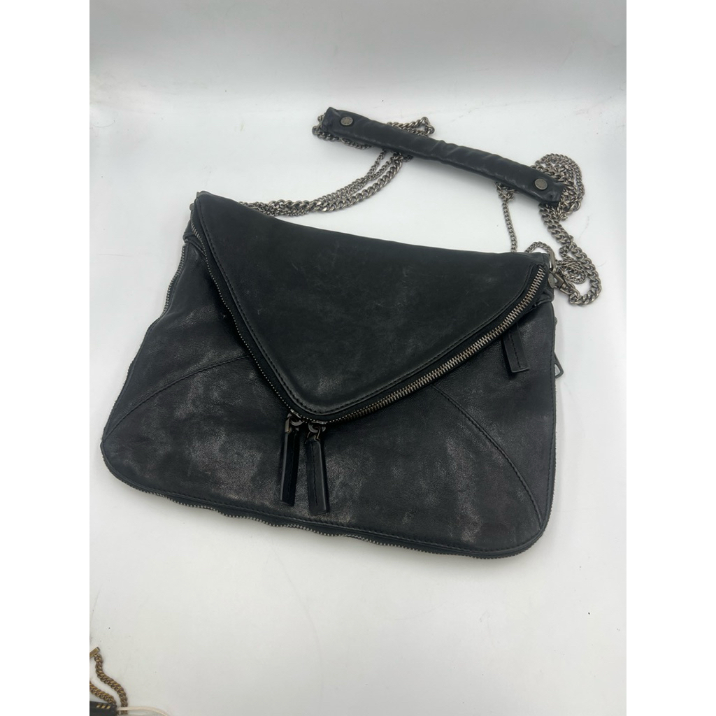 Boyy Leather crossbody bag แท้💯 มือสอง