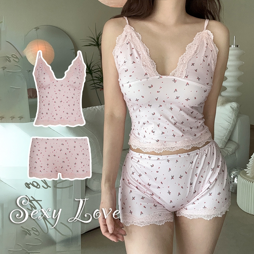Sexy Love ชุดอยู่บ้าน ชุดนอน 2 ชิ้น คอวี เสื้อสายเดี่ยว  ผ้าฝ้าย ลายดอกไม้ น่ารักๆ มาใหม่ ผ้าใส่สบาย