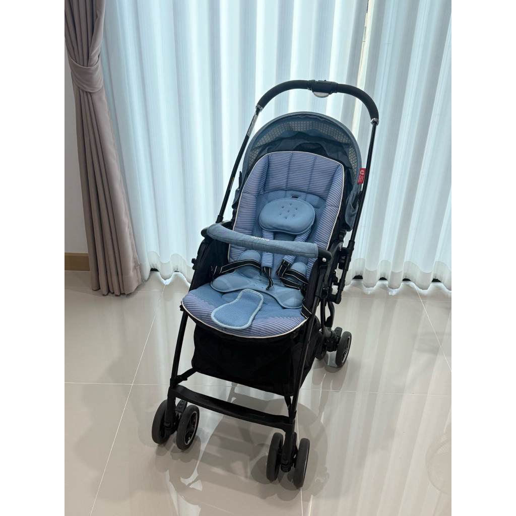 รถเข็นเด็ก Aprica Luxuna Comfort