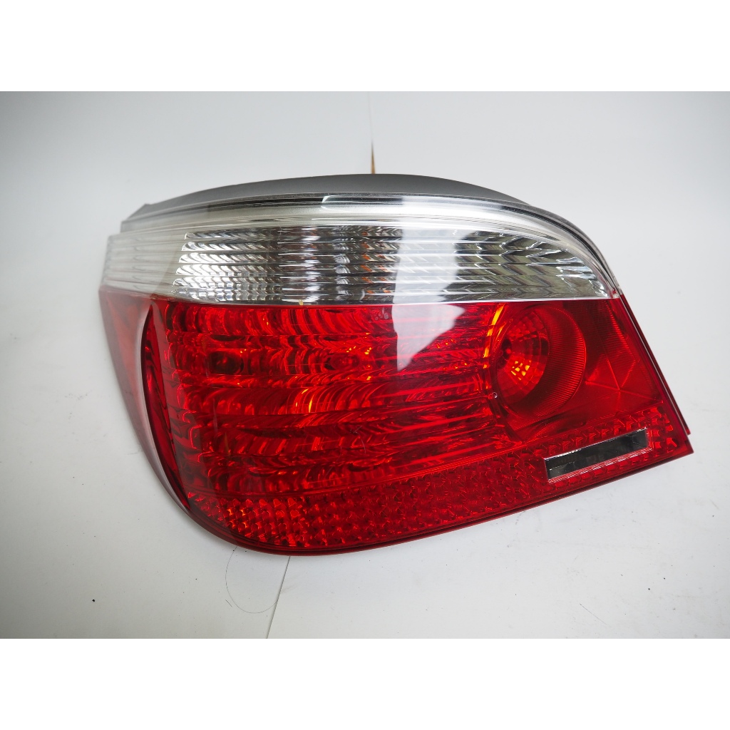 ไฟท้ายด้านซ้าย BMW E60 เบอร์อะไหล่ 15823703 มือ2